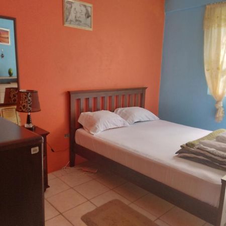 Danglez Bed & Breakfast Bataka Ngoại thất bức ảnh