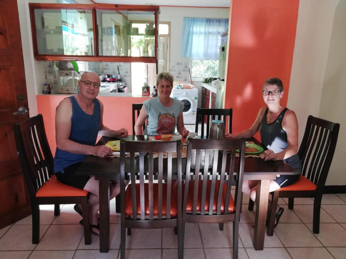 Danglez Bed & Breakfast Bataka Ngoại thất bức ảnh